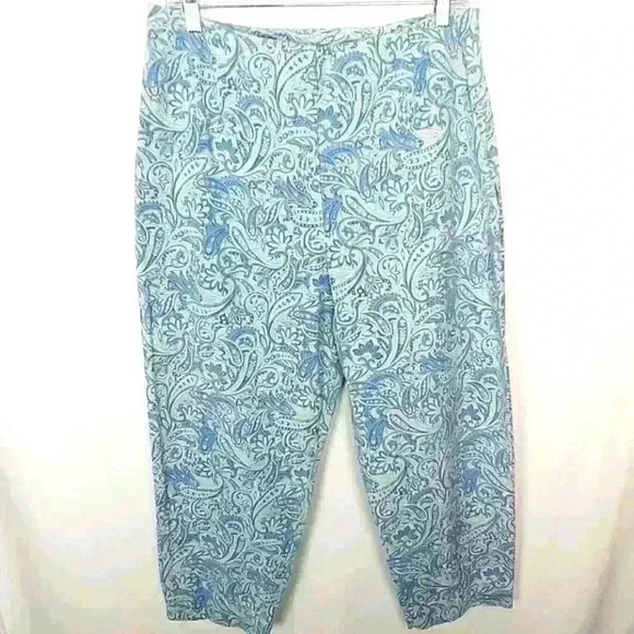LANDS 'END PAISLEY BLUE WHITE CAPRI  PANT  Sz 12 - Picture 1 of 3